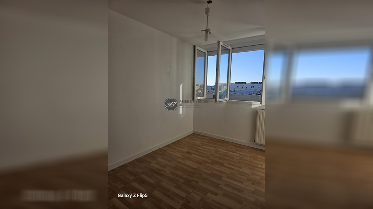 Ma-Cabane - Location Appartement Bron, 68 m²