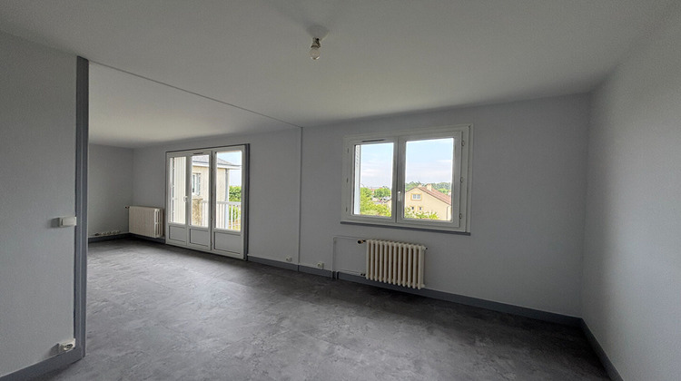 Ma-Cabane - Location Appartement BROU, 85 m²