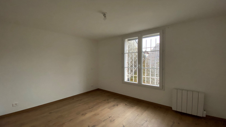 Ma-Cabane - Location Appartement BROU, 135 m²
