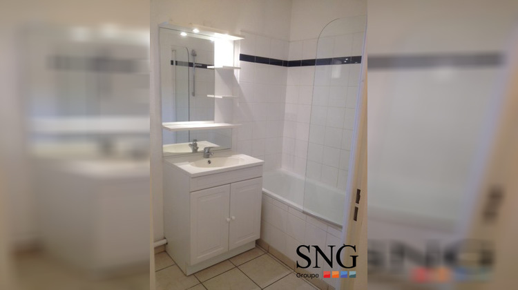 Ma-Cabane - Location Appartement Bruay-la-Buissière, 71 m²