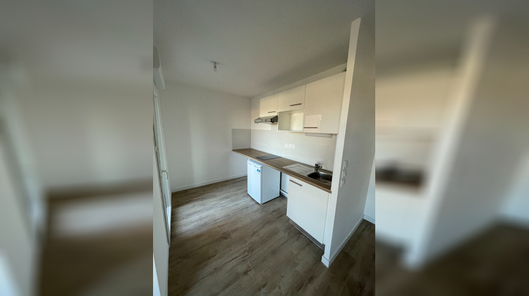 Ma-Cabane - Location Appartement BRUGES, 45 m²