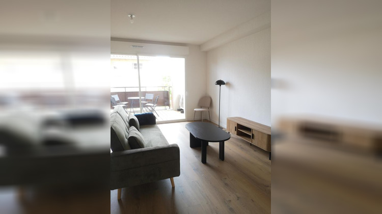 Ma-Cabane - Location Appartement BRUGUIERES, 70 m²