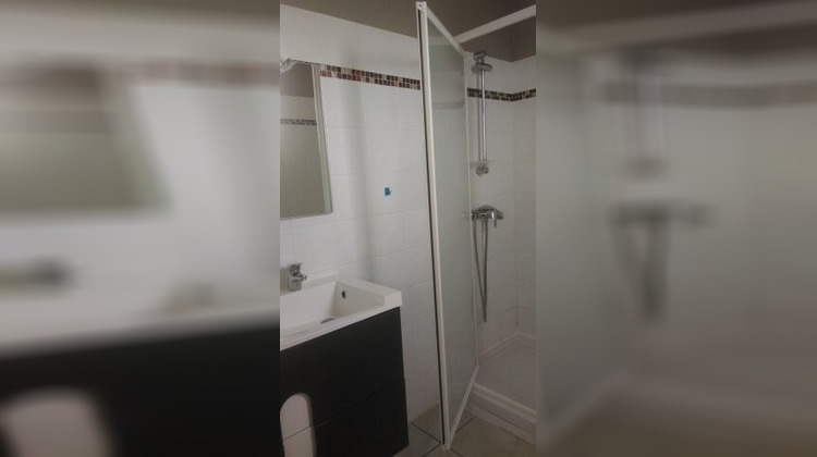 Ma-Cabane - Location Appartement BRUGUIERES, 47 m²