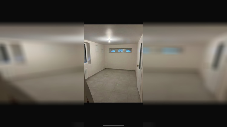 Ma-Cabane - Location Appartement BRUNOY, 20 m²