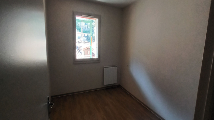 Ma-Cabane - Location Appartement BRUSQUE, 72 m²