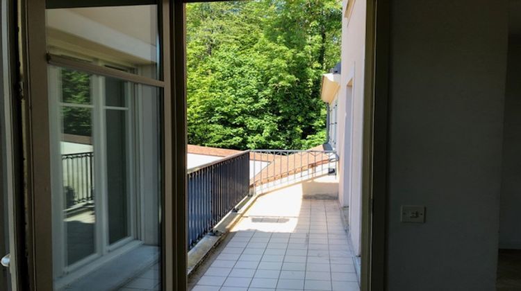 Ma-Cabane - Location Appartement BUC, 82 m²