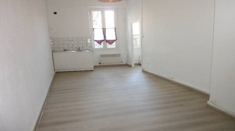 Ma-Cabane - Location Appartement Buis-les-Baronnies, 28 m²