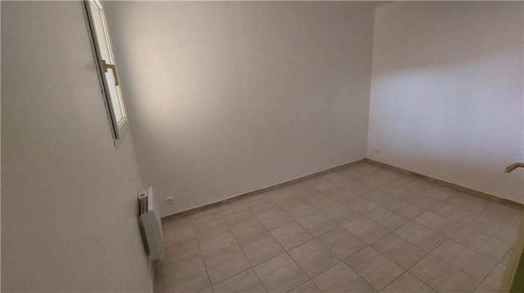 Ma-Cabane - Location Appartement Buis-les-Baronnies, 32 m²