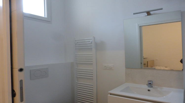 Ma-Cabane - Location Appartement BURES-SUR-YVETTE, 16 m²