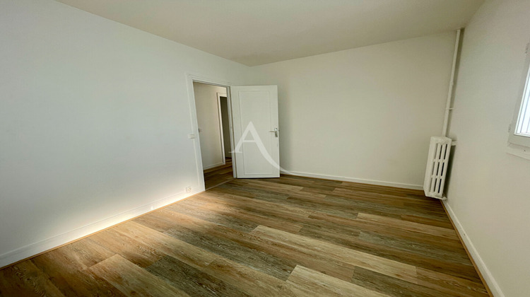 Ma-Cabane - Location Appartement BURES-SUR-YVETTE, 58 m²