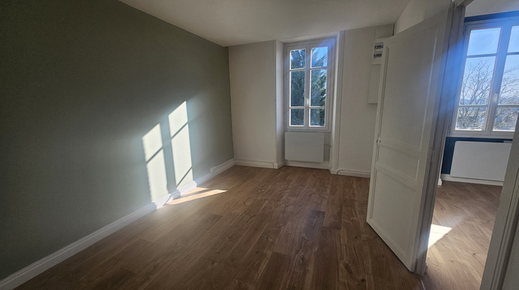 Ma-Cabane - Location Appartement Bussière-Poitevine, 38 m²