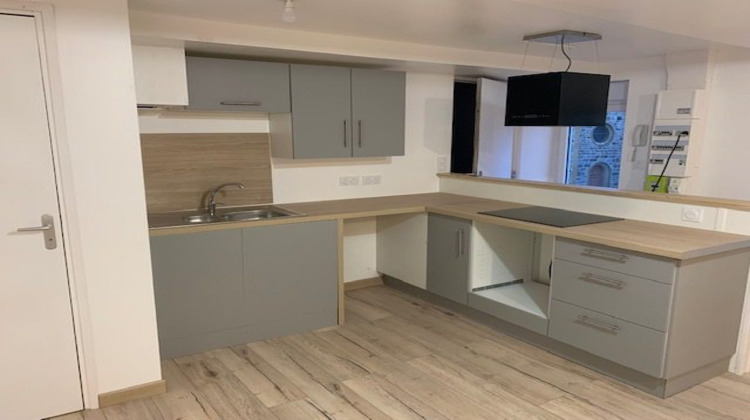 Ma-Cabane - Location Appartement Bussières, 64 m²