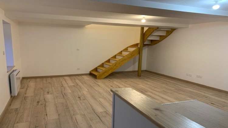 Ma-Cabane - Location Appartement Bussières, 64 m²