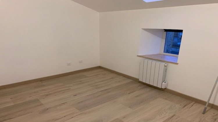 Ma-Cabane - Location Appartement Bussières, 64 m²