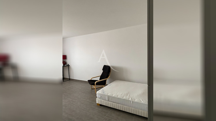 Ma-Cabane - Location Appartement BUSSY-SAINT-GEORGES, 26 m²