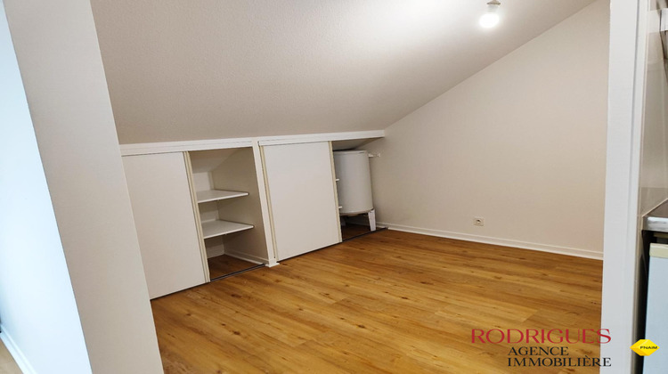 Ma-Cabane - Location Appartement BUXEROLLES, 28 m²
