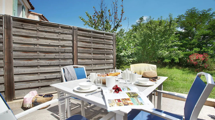 Ma-Cabane - Location Appartement CABRIES, 58 m²