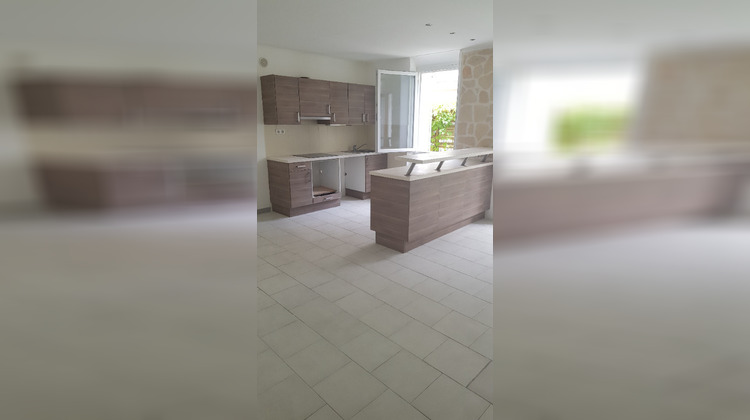 Ma-Cabane - Location Appartement CADOLIVE, 49 m²