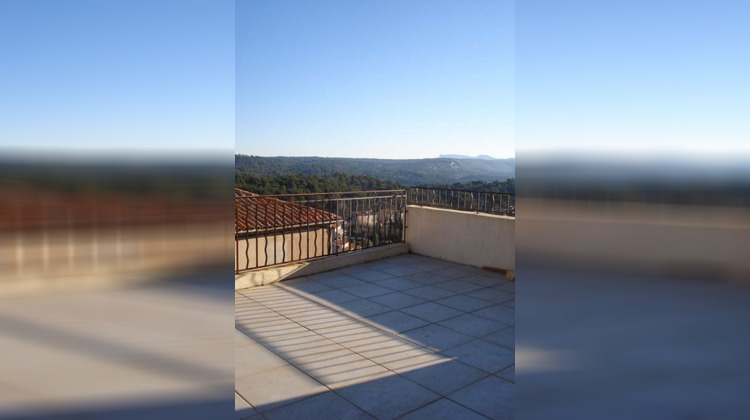 Ma-Cabane - Location Appartement CADOLIVE, 64 m²