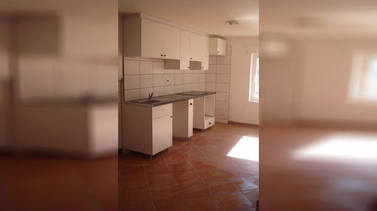 Ma-Cabane - Location Appartement CADOLIVE, 64 m²