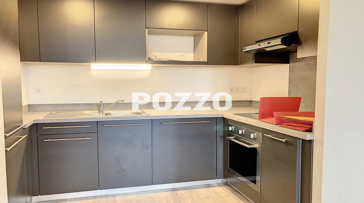 Ma-Cabane - Location Appartement CAEN, 92 m²