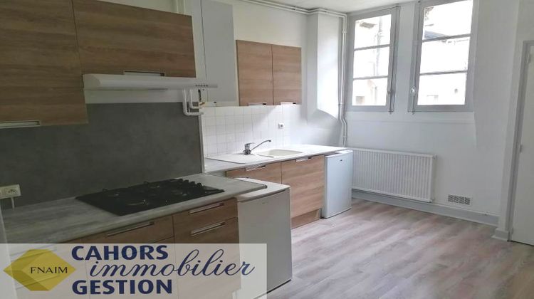 Ma-Cabane - Location Appartement Cahors, 33 m²