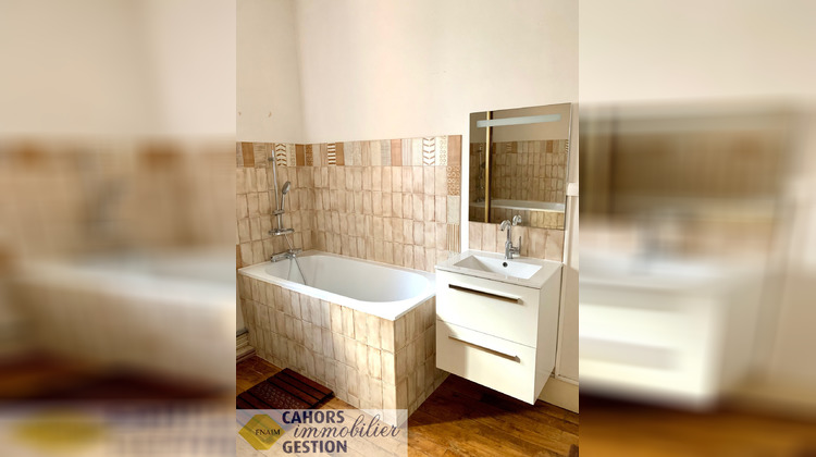 Ma-Cabane - Location Appartement Cahors, 72 m²