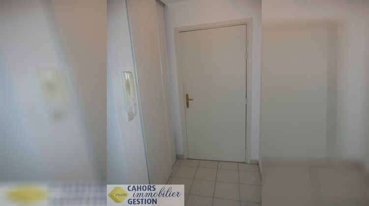 Ma-Cabane - Location Appartement Cahors, 38 m²