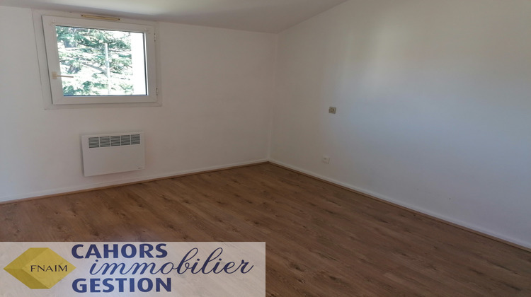 Ma-Cabane - Location Appartement Cahors, 46 m²