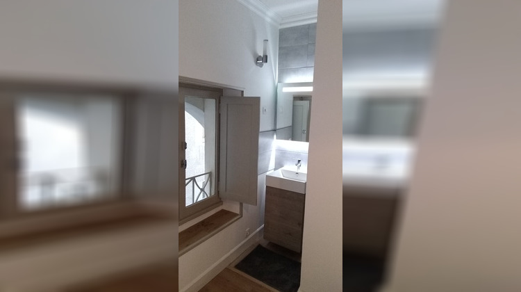 Ma-Cabane - Location Appartement CAHORS, 42 m²