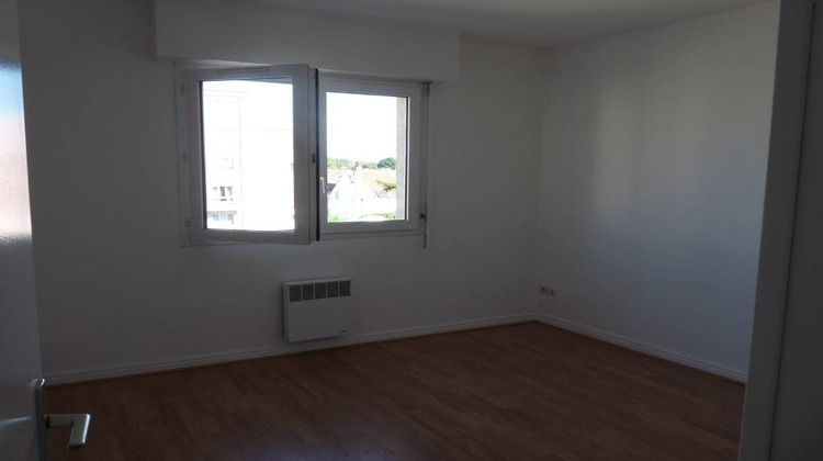 Ma-Cabane - Location Appartement Calais, 49 m²