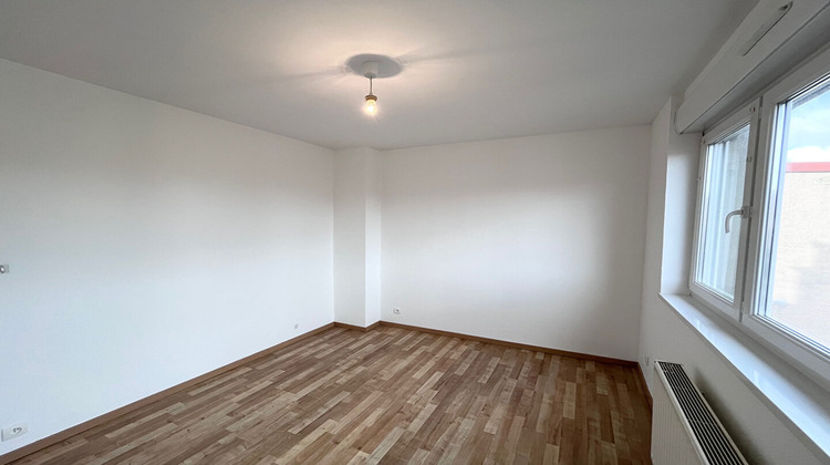 Ma-Cabane - Location Appartement CALAIS, 77 m²