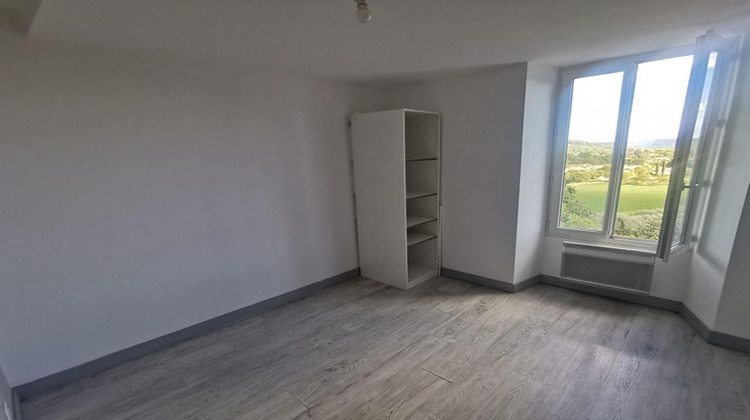 Ma-Cabane - Location Appartement CALLAS, 37 m²