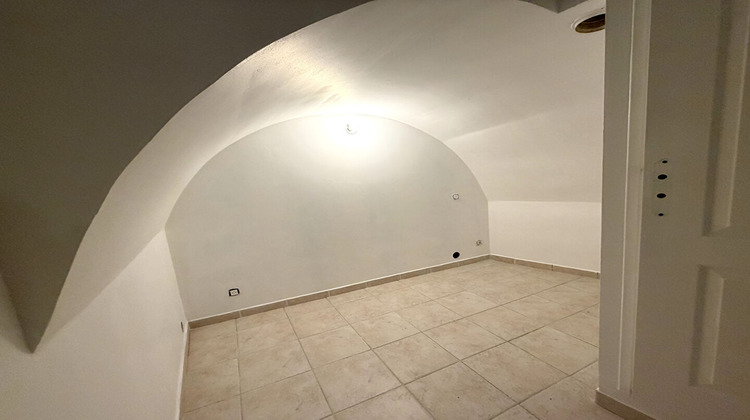 Ma-Cabane - Location Appartement CALLIAN, 25 m²