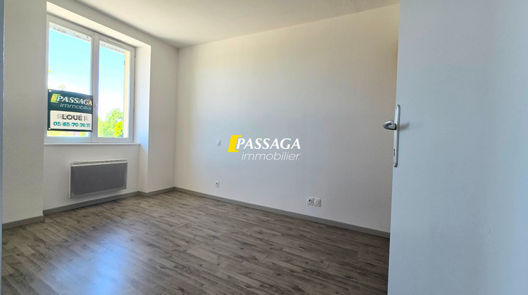 Ma-Cabane - Location Appartement CALMONT, 40 m²