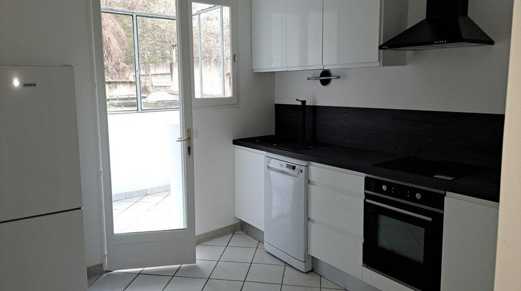 Ma-Cabane - Location Appartement Caluire-Et-Cuire, 108 m²