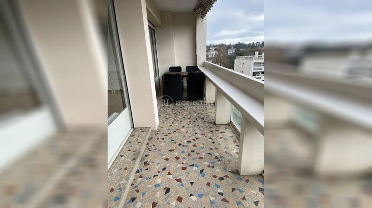 Ma-Cabane - Location Appartement CALUIRE-ET-CUIRE, 91 m²