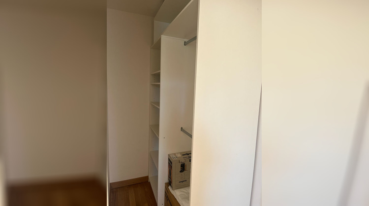 Ma-Cabane - Location Appartement CALUIRE-ET-CUIRE, 76 m²