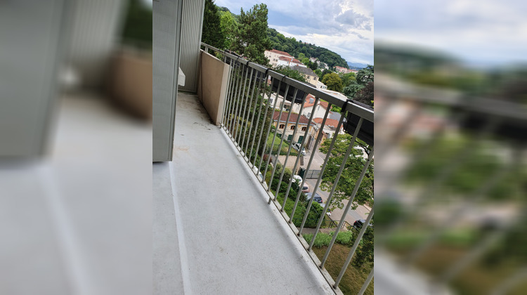 Ma-Cabane - Location Appartement CALUIRE-ET-CUIRE, 76 m²