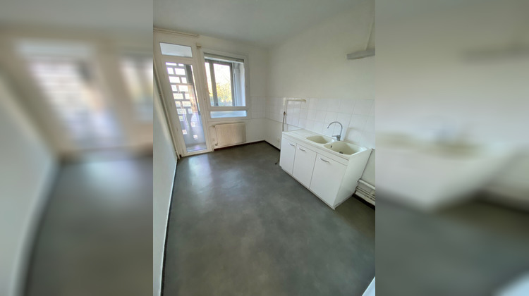 Ma-Cabane - Location Appartement CALUIRE-ET-CUIRE, 82 m²