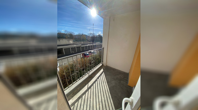Ma-Cabane - Location Appartement CALUIRE-ET-CUIRE, 82 m²