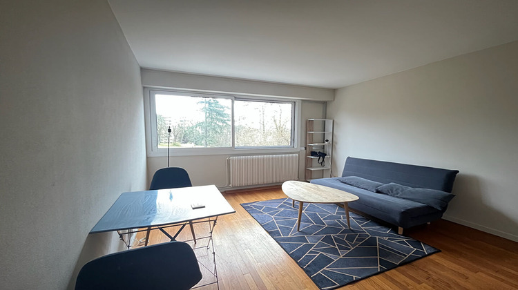 Ma-Cabane - Location Appartement CALUIRE-ET-CUIRE, 35 m²