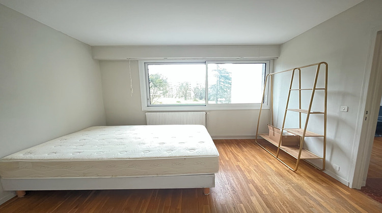 Ma-Cabane - Location Appartement CALUIRE-ET-CUIRE, 35 m²