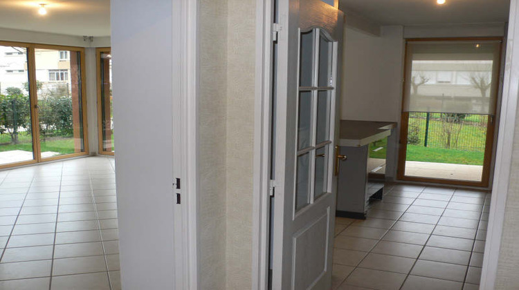 Ma-Cabane - Location Appartement CALUIRE-ET-CUIRE, 94 m²