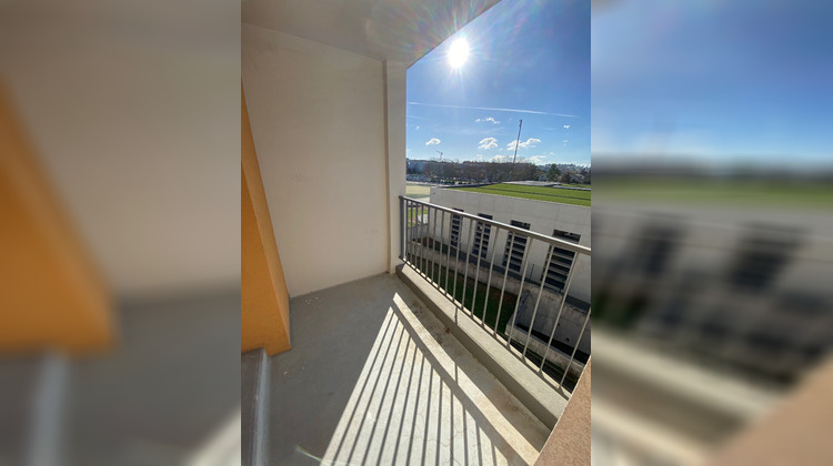 Ma-Cabane - Location Appartement CALUIRE-ET-CUIRE, 70 m²