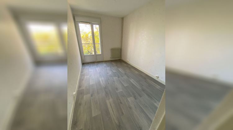 Ma-Cabane - Location Appartement CALUIRE-ET-CUIRE, 70 m²