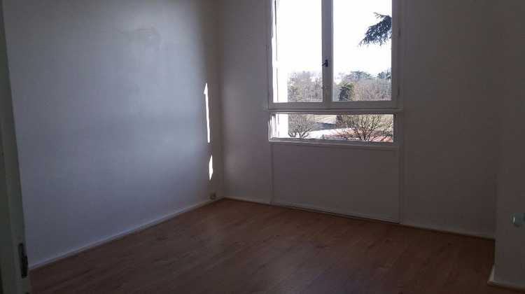 Ma-Cabane - Location Appartement CALUIRE-ET-CUIRE, 28 m²