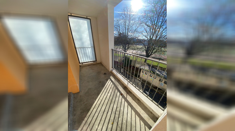 Ma-Cabane - Location Appartement CALUIRE-ET-CUIRE, 111 m²