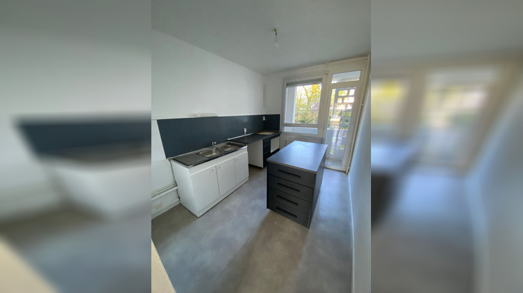 Ma-Cabane - Location Appartement CALUIRE-ET-CUIRE, 111 m²