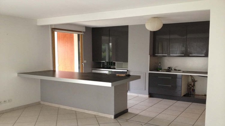 Ma-Cabane - Location Appartement CALUIRE-ET-CUIRE, 94 m²